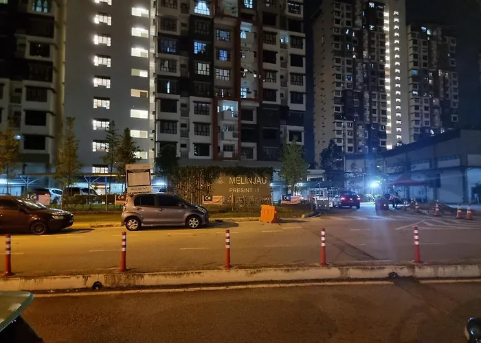 3R2B Entire Apartment Air-Conditioned By Wnz Home Putrajaya For Islamic Guests Only