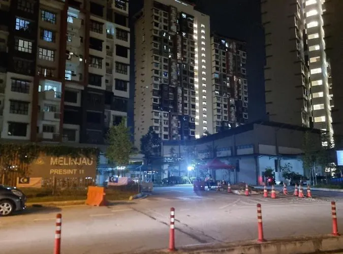 3R2B Entire Apartment Air-Conditioned By Wnz Home Putrajaya For Islamic Guests Only